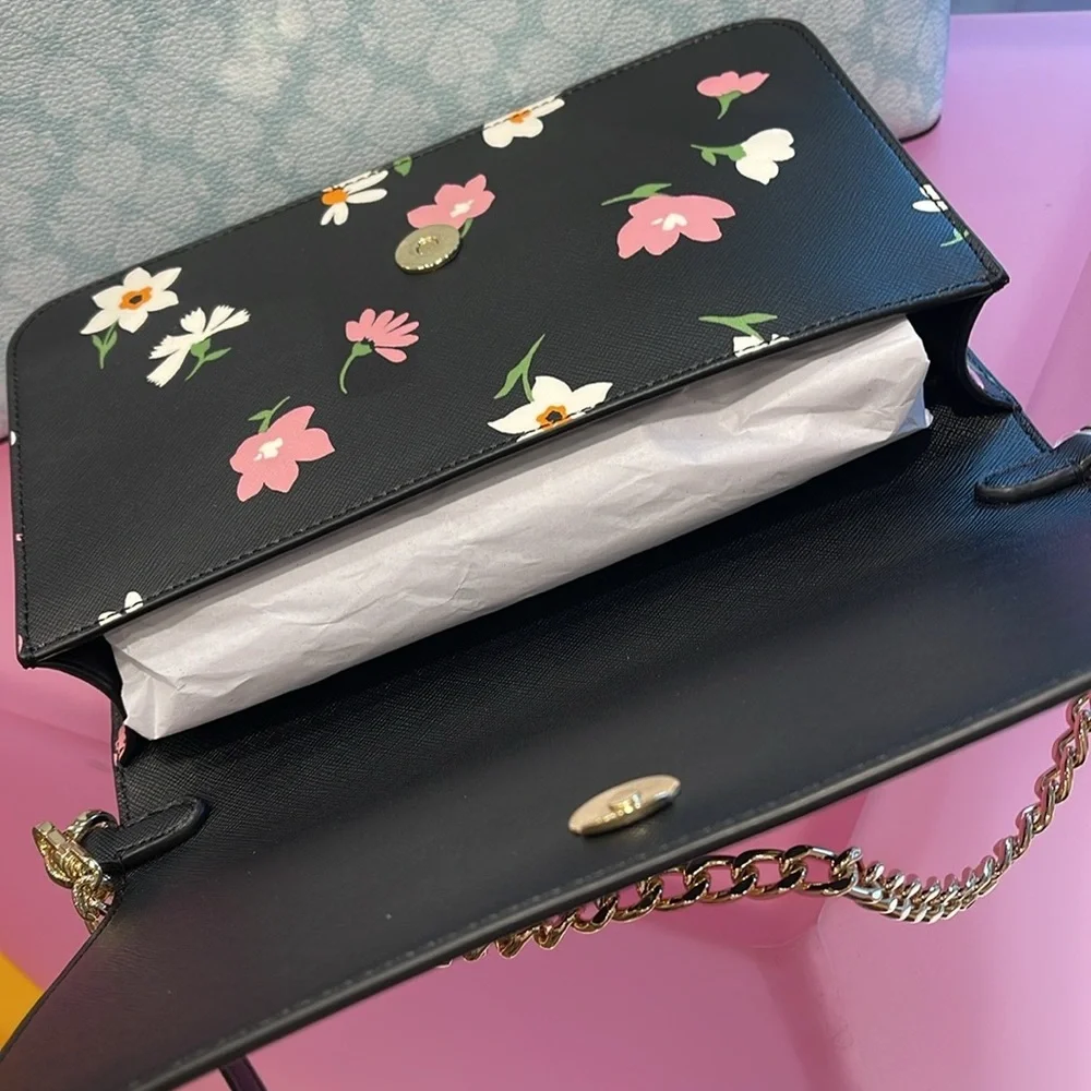 Kate Spade Madison Floral Waltz Flap Convertible Crossbody
Black Multi
NWT - Picture 2 of 16